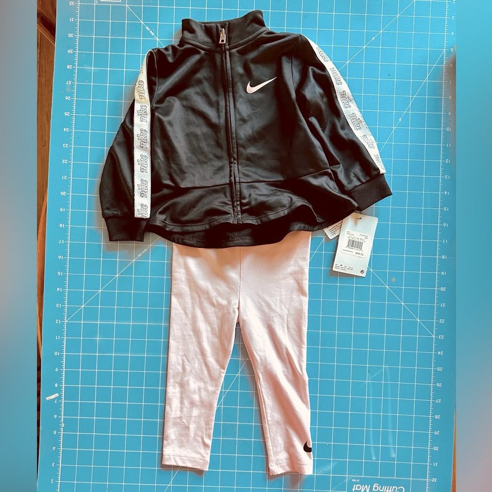 NWT Sz 18m Nike Black/Light Pink Cotton/Poly/Elastic Jacket & Leggings Set